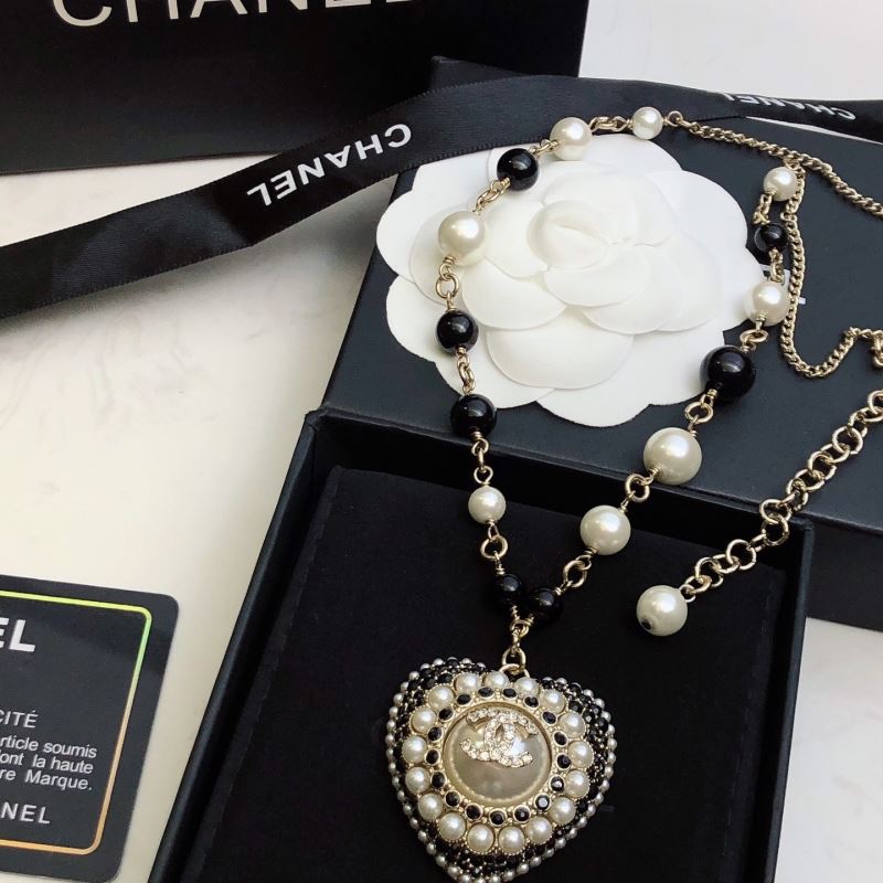 Ch**el necklaces